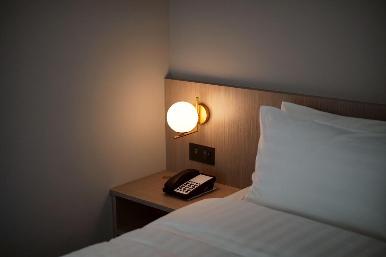 E Hotel Xinshi ภายนอก รูปภาพ